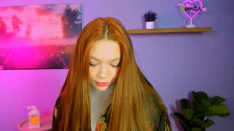 nana_shy_ online show from December 3, 9:32 am