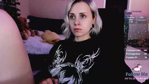 Monday-Friday 12-4 AM and 6-9 AM New York time online show from December 22, 3:13 am