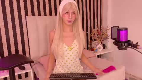 nano_kawaii online show from July 9, 12:53 pm