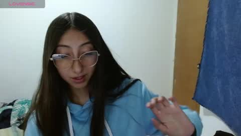 nanylux online show from April 19, 4:13 am