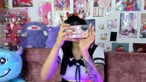 Snapshot of naoko_kirino chatting on October 26, 3:29 am Naoko online show from October 26, 3:29 am