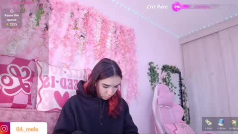 naomi_femme online show from June 14, 11:45 am