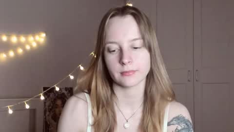 Naomi online show from March 28, 6:53 pm