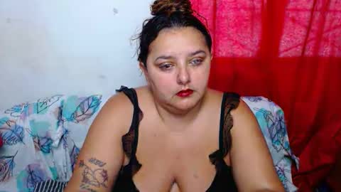 Snapshot of naomiquiin chatting on September 27, 12:03 pm naomiquiin online show from September 27, 12:03 pm