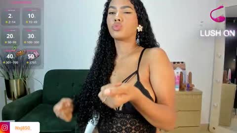 Naomi     online show from March 8, 8:57 pm