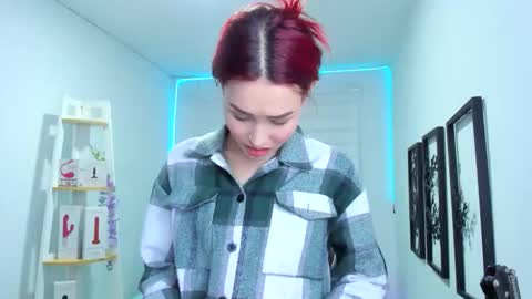 naomy online show from November 20, 2:21 am