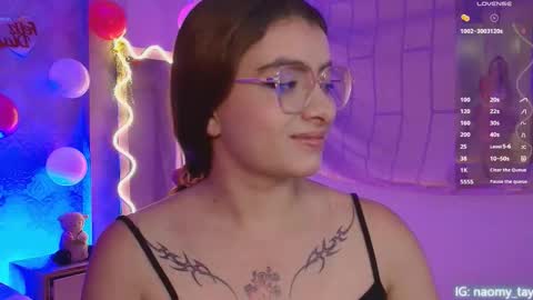 Naomy  online show from February 16, 8:01 am