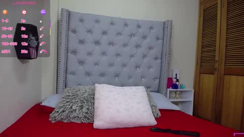 Snapshot of nashajones chatting on September 23, 3:17 pm nashajones online show from September 23, 3:17 pm