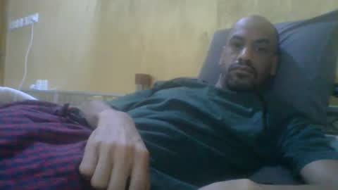 nas online show from February 13, 8:06 am