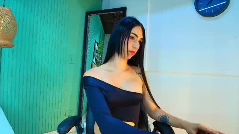 nasly_smit online show from April 4, 6:37 pm