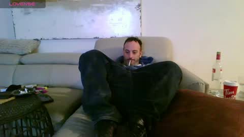 Snapshot of nassobout chatting on January 5, 4:04 am nassobout online show from January 5, 4:04 am