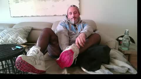 Snapshot of nassobout chatting on February 19, 12:33 pm nassobout online show from February 19, 12:33 pm