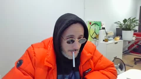 Snapshot of nassobout chatting on January 17, 2:39 pm nassobout online show from January 17, 2:39 pm