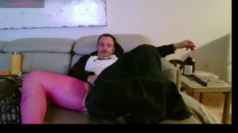 Snapshot of nassobout chatting on February 4, 5:10 am nassobout online show from February 4, 5:10 am