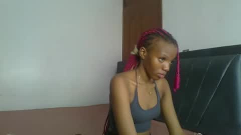 nasty_divah online show from April 12, 9:13 am