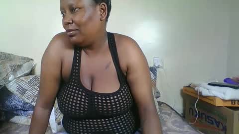 Snapshot of nasty_paula chatting on September 22, 3:32 am Paula online show from September 22, 3:32 am