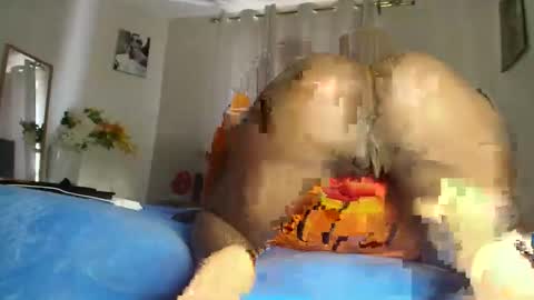 Snapshot of nasty_sweet_holes chatting on October 15, 5:54 am NESTER online show from October 15, 5:54 am