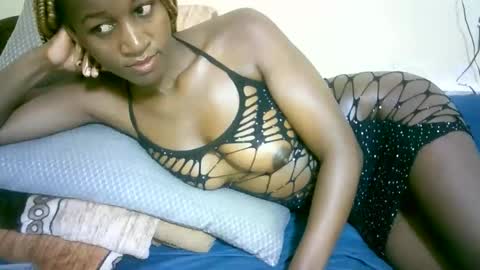 Snapshot of nastyafrika chatting on September 17, 5:44 am Marie online show from September 17, 5:44 am