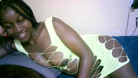 Snapshot of nastyafrika chatting on October 14, 3:15 pm Marie online show from October 14, 3:15 pm