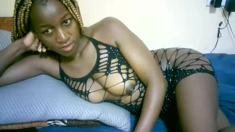 Snapshot of nastyafrika chatting on September 15, 5:31 am Marie online show from September 15, 5:31 am