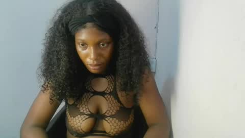 Nastybadgirlxx online show from June 16, 3:38 pm