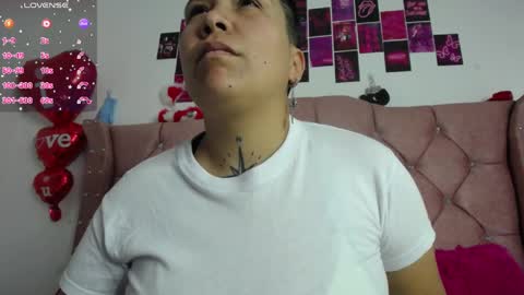 nat_evans8 online show from June 2, 4:03 am