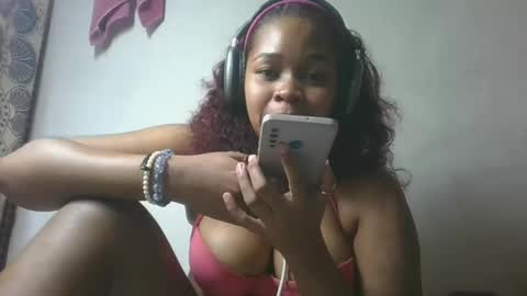 natachazz online show from May 25, 9:32 pm