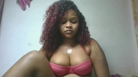natachazz online show from May 22, 8:37 pm