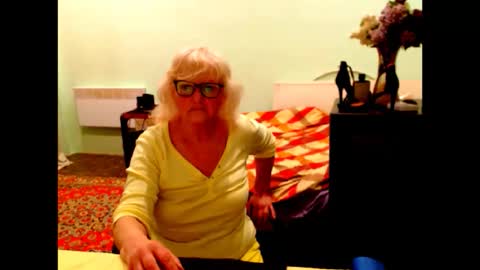 natali online show from May 15, 3:52 pm