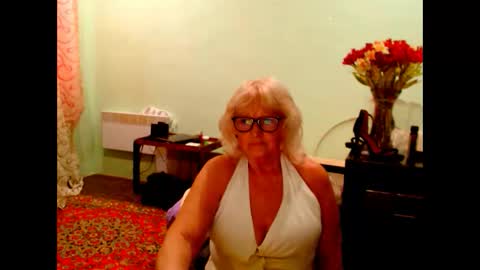 natali online show from May 6, 2:45 pm