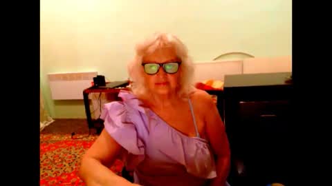 natali online show from May 28, 7:06 am