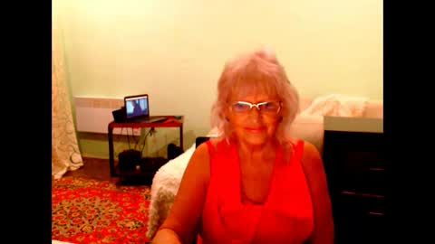 natali online show from October 2, 4:28 pm