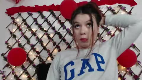 Natalia Walker online show from March 7, 6:08 pm