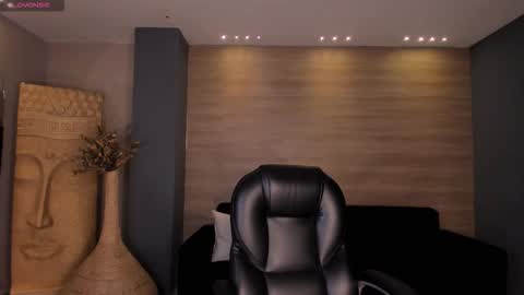 Snapshot of nataliagaret chatting on October 17, 3:10 am Nata online show from October 17, 3:10 am