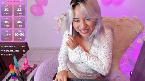 Snapshot of nataliahenao_69 chatting on September 18, 2:37 am Nataliua Henao online show from September 18, 2:37 am