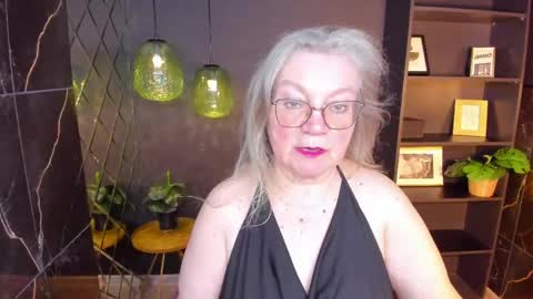 NataliCloud online show from May 18, 1:06 pm