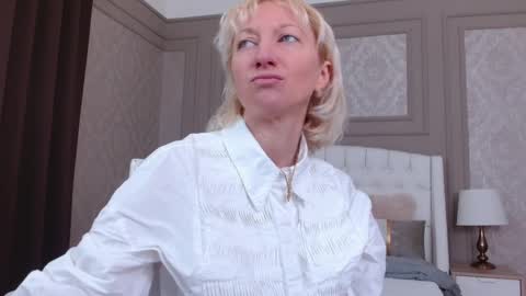 Natalie online show from April 2, 4:31 am