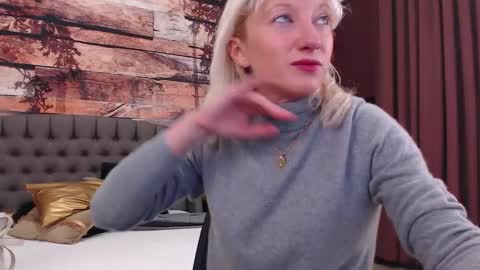 Natalie online show from December 22, 10:55 am