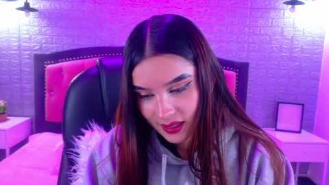 natalie  online show from December 20, 4:08 am