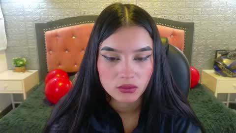 natalie  online show from February 18, 3:39 am