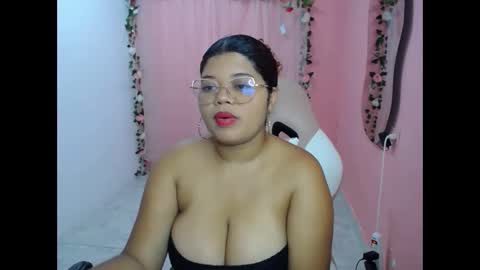 natalie_tits1 online show from October 23, 6:53 pm
