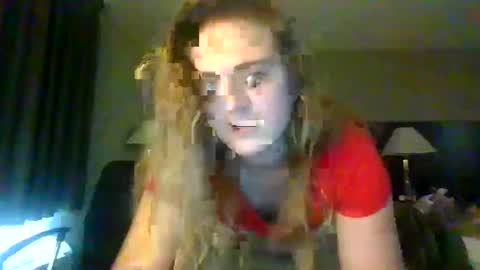 natalielynn4216 online show from September 18, 8:35 pm