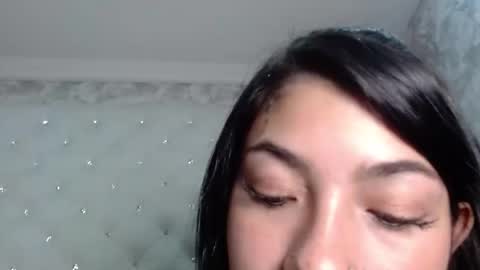 Snapshot of nataliepetite3x chatting on September 10, 1:34 pm Natalie online show from September 10, 1:34 pm