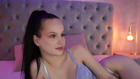 Natalie online show from November 1, 12:22 am