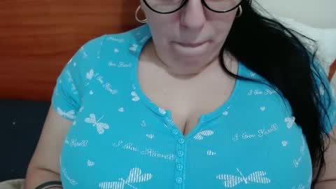 Snapshot of natally565656 chatting on February 12, 9:42 am natally online show from February 12, 9:42 am