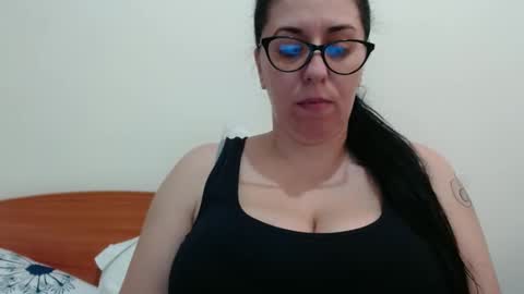 Snapshot of natally565656 chatting on February 3, 1:30 pm natally online show from February 3, 1:30 pm