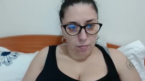 Snapshot of natally565656 chatting on January 4, 10:49 am natally online show from January 4, 10:49 am