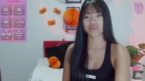 Nataly Escobar online show from October 21, 1:38 pm