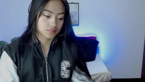 Nataly Escobar online show from February 23, 1:24 pm