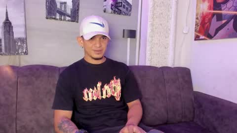 Snapshot of natan_77 chatting on September 12, 10:56 pm natan_77 online show from September 12, 10:56 pm